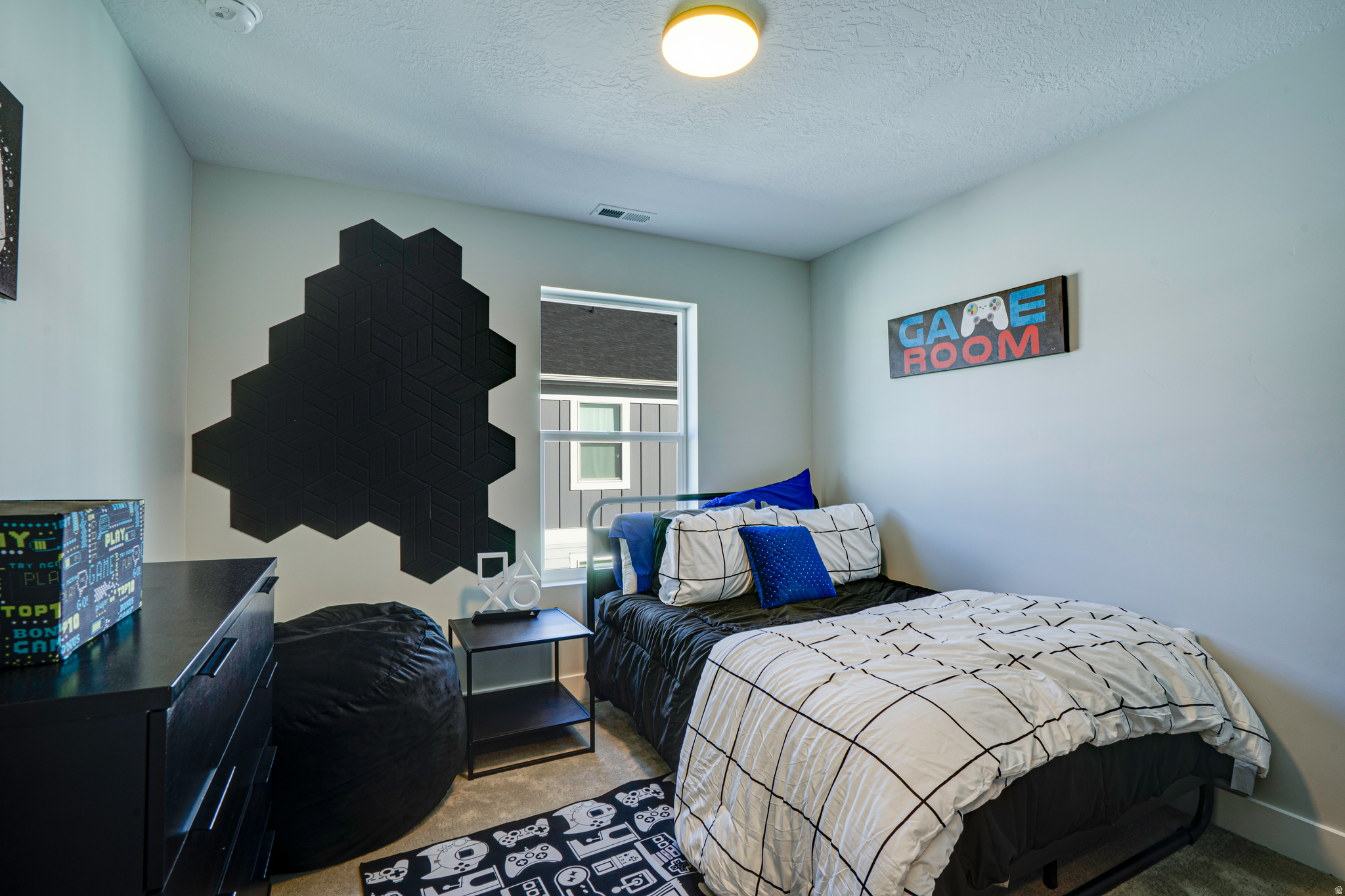 PRESTWICK - Residential Lease