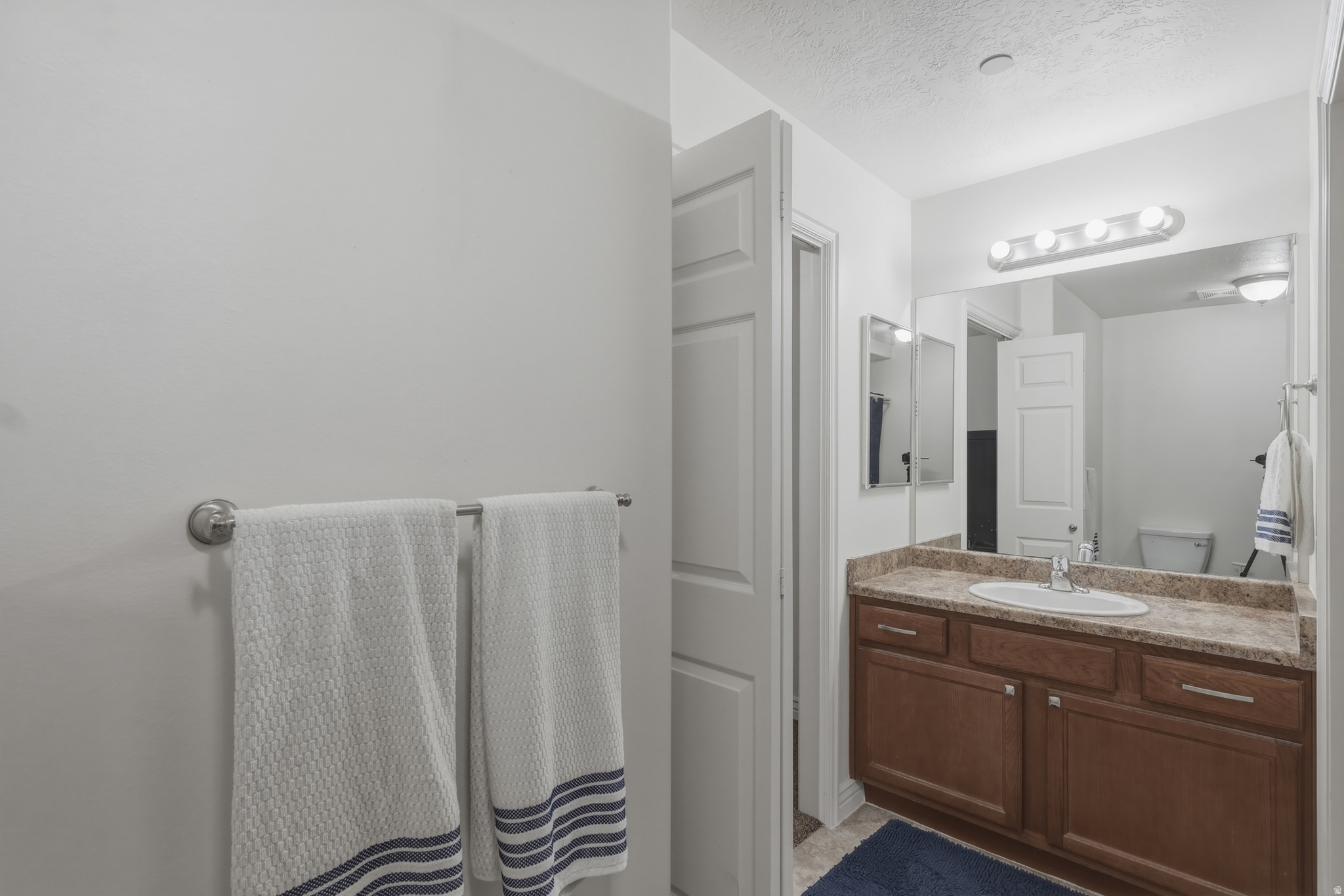 EAST TOWN VILLAGE PH 6 - Residential