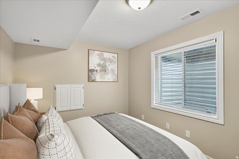 Tiny photo for 958 E MONTANA VISTA LN, Millcreek, UT 84124 (MLS # 2120749)