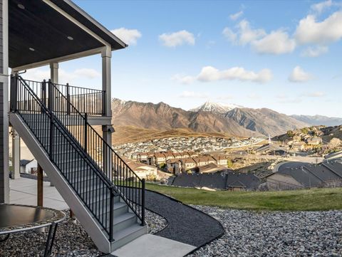 Tiny photo for 2208 E SNOW BLOSSOM WAY, Draper, UT 84020 (MLS # 2148928)