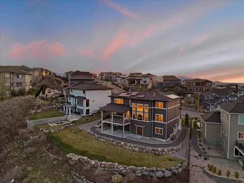 Tiny photo for 2208 E SNOW BLOSSOM WAY, Draper, UT 84020 (MLS # 2148928)