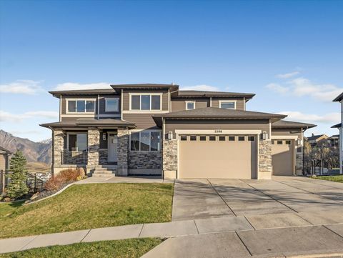 Tiny photo for 2208 E SNOW BLOSSOM WAY, Draper, UT 84020 (MLS # 2148928)