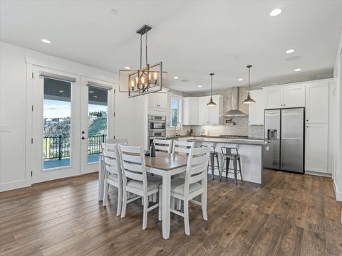 Tiny photo for 2208 E SNOW BLOSSOM WAY, Draper, UT 84020 (MLS # 2148928)