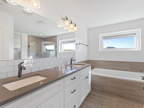 Tiny photo for 2208 E SNOW BLOSSOM WAY, Draper, UT 84020 (MLS # 2148928)