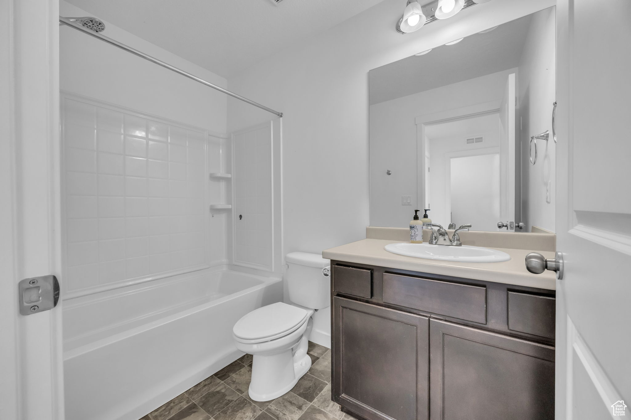5315 S Pebble Ridge Ln, West Valley City, Utah image 25
