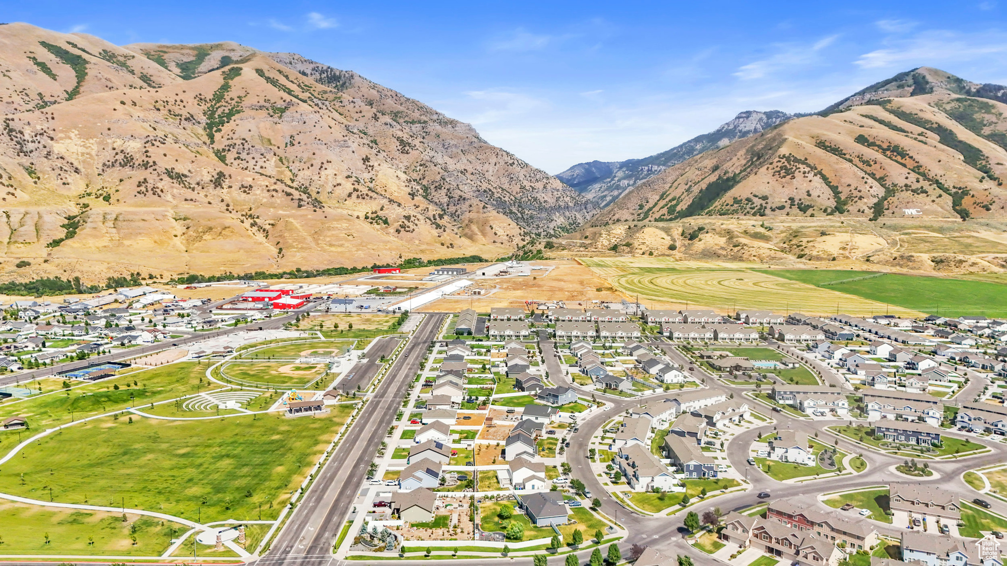 ELK MOUNTAIN - Residential