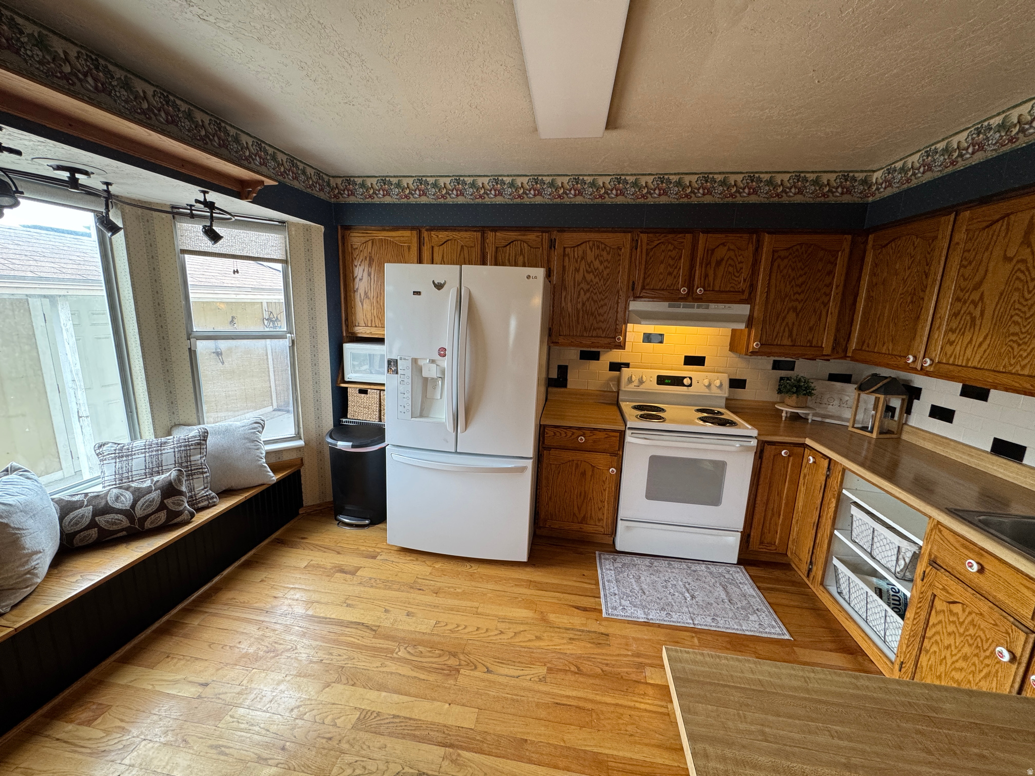 MILL VIEW - Residential