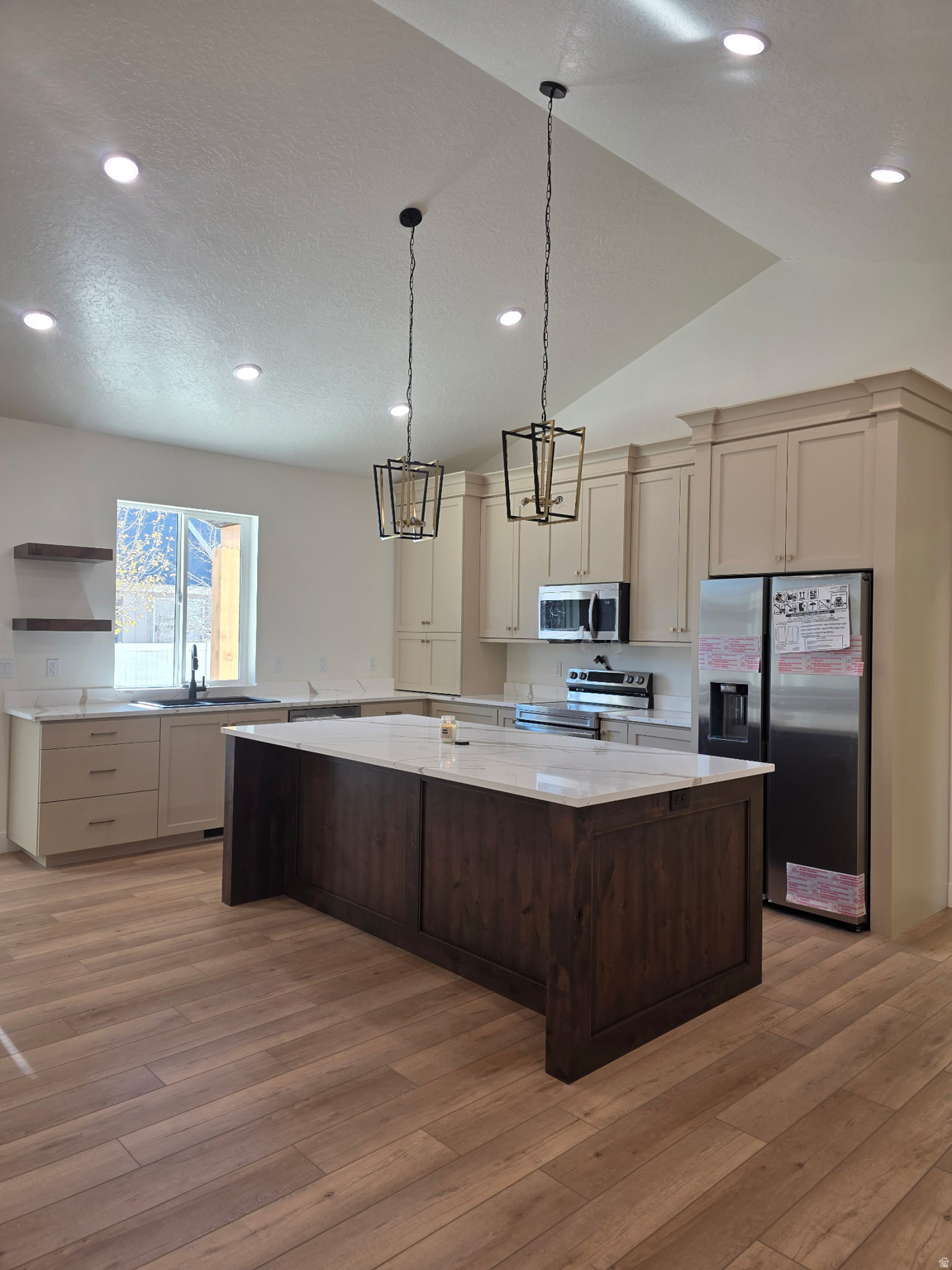 GRAYHAWK RIDGE - Residential