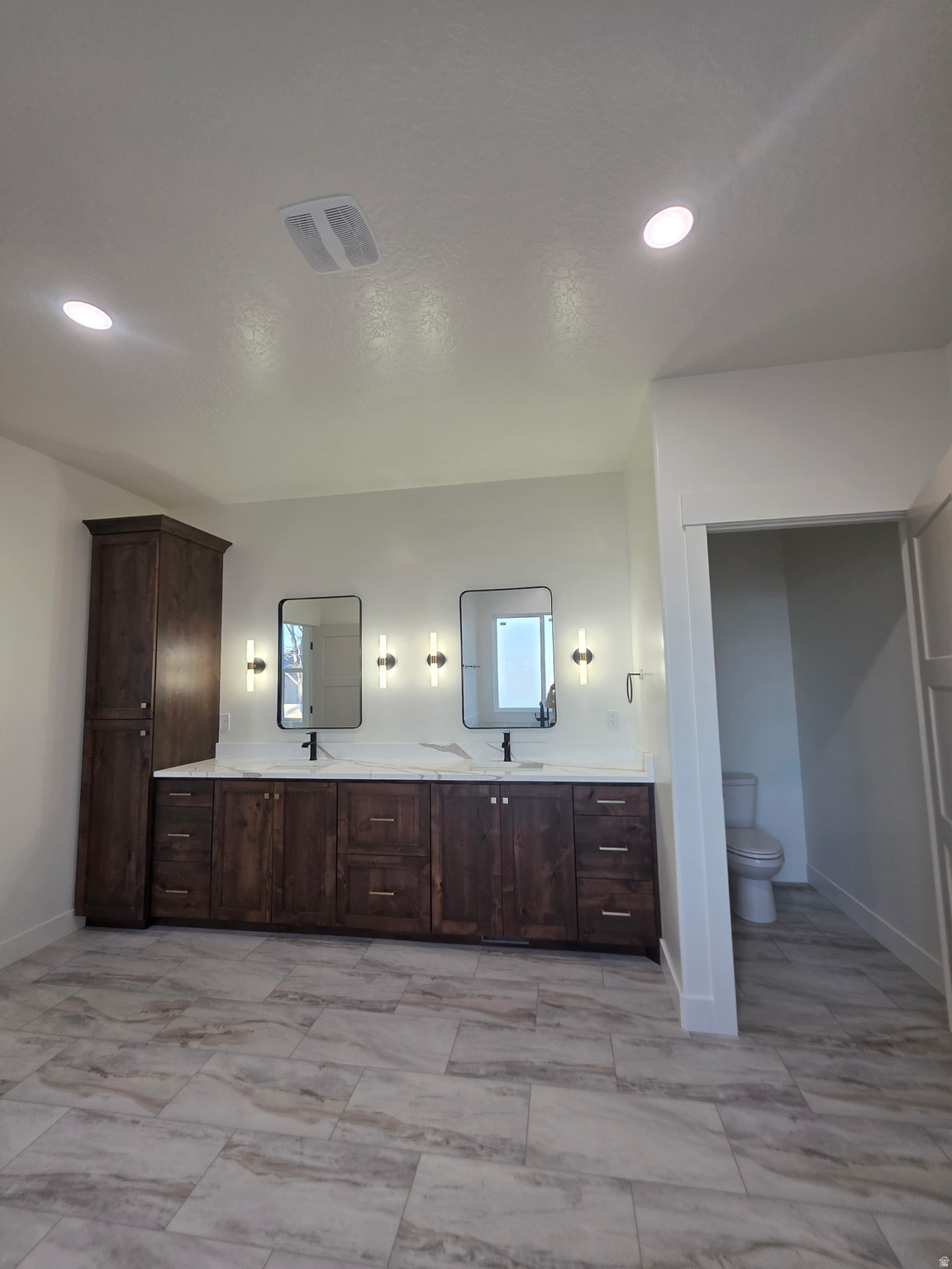 GRAYHAWK RIDGE - Residential