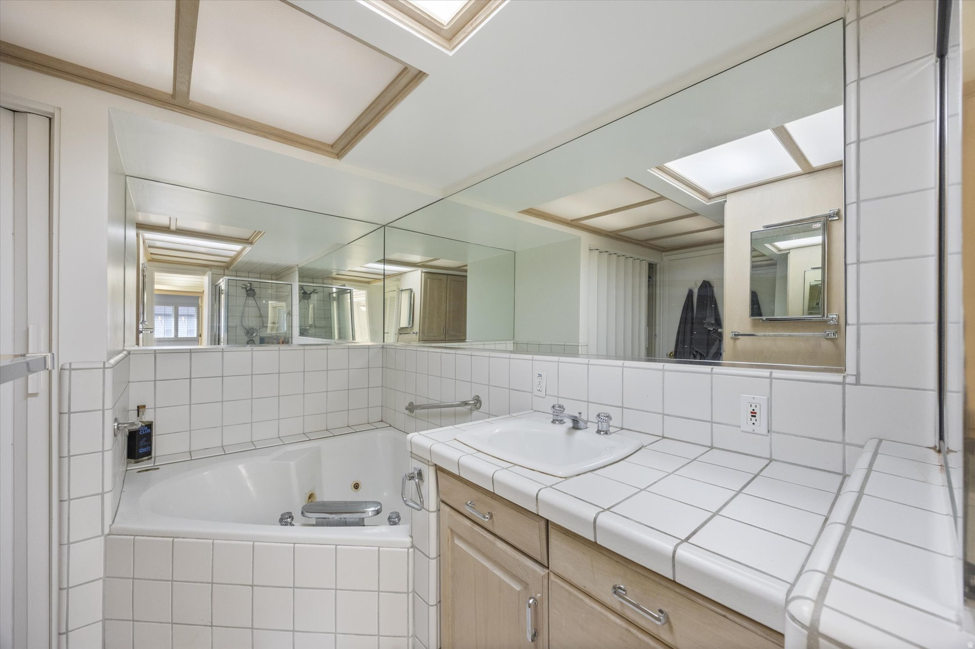 THREE FOUNTAINS - Residential