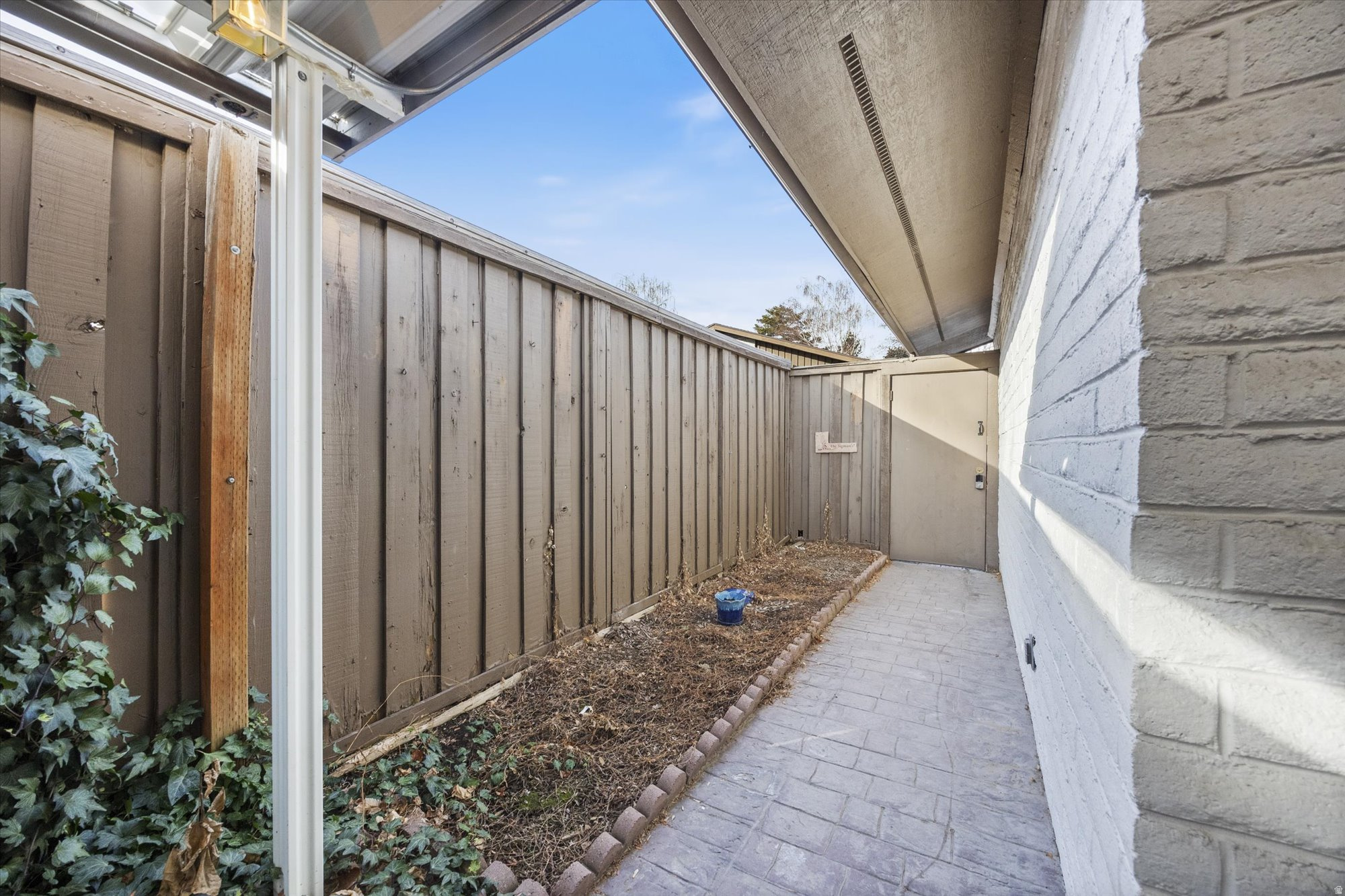 THREE FOUNTAINS - Residential