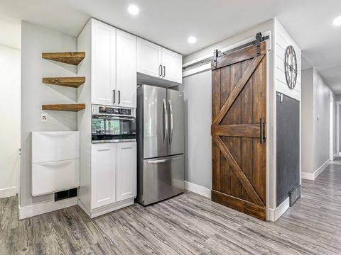 Tiny photo for 523 S MAIN St, Payson, UT 84651 (MLS # 2157893)