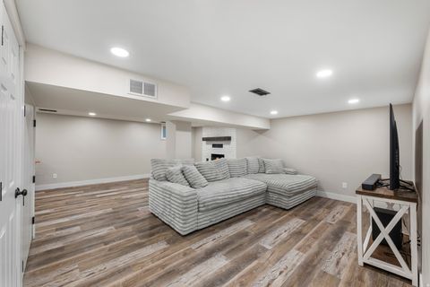 Tiny photo for 523 S MAIN St, Payson, UT 84651 (MLS # 2157893)