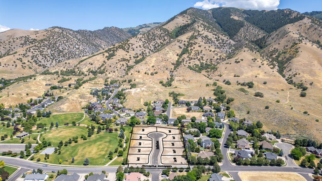 Photo of 1456 RED FOX CT #8, Logan, UT 84321 (MLS # 2172320)