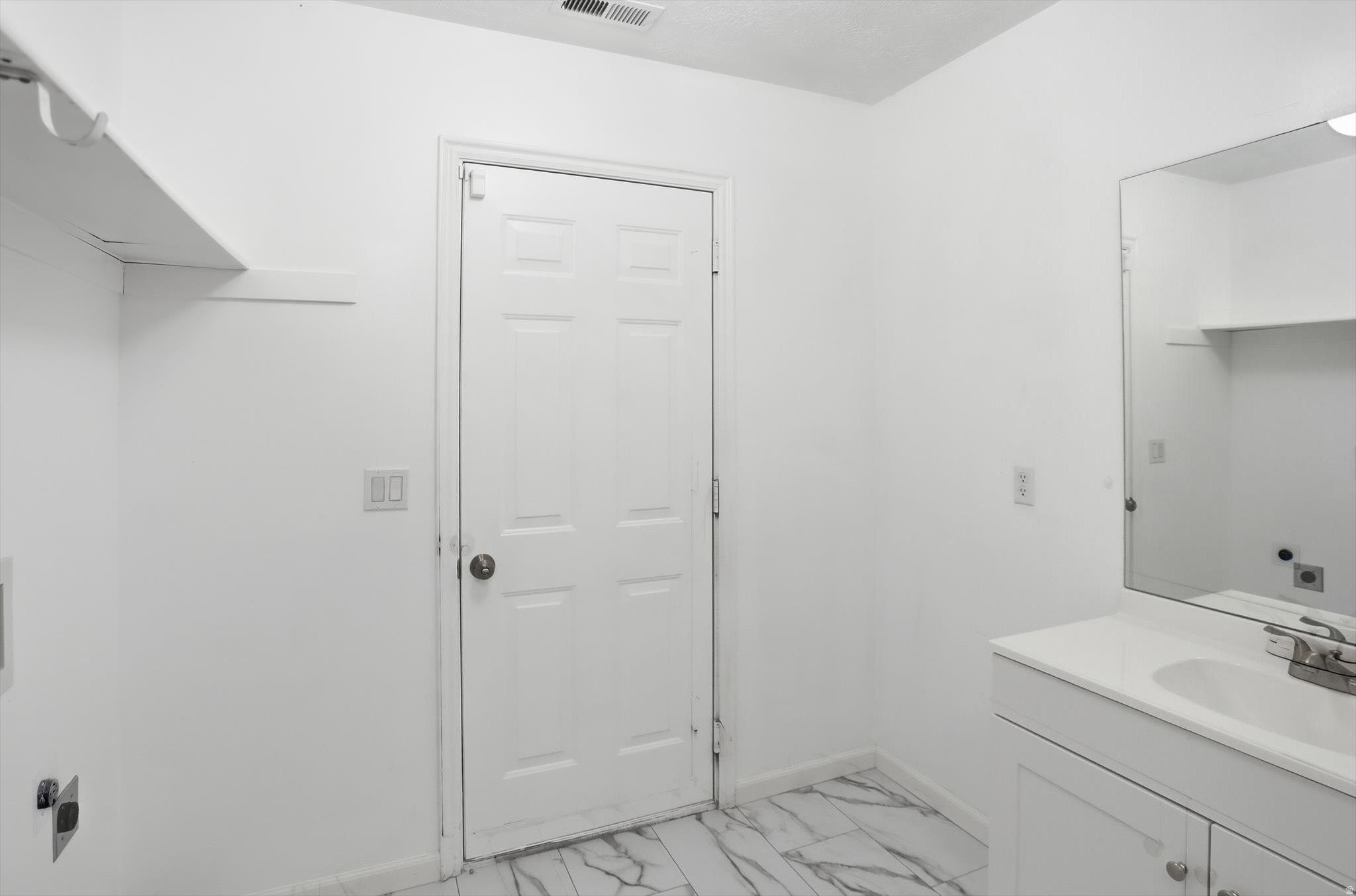 MERRY LANE ESTATES - Residential