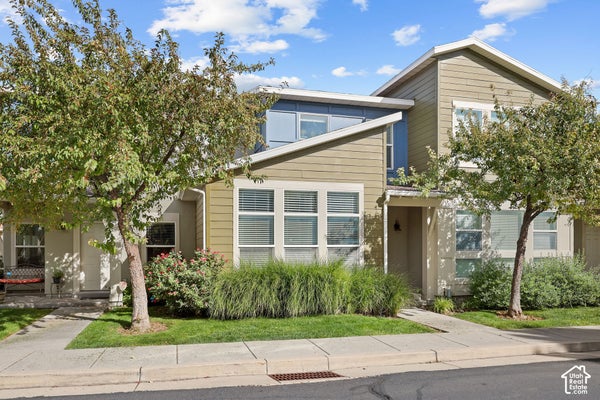 2792 S ASBURY LN, WEST VALLEY CITY, UT 84120 - Image 1411e0401ac3be12a5acc60d01cce915/2373001882