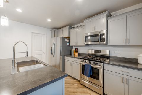 Tiny photo for 1799 S 730 W, Provo, UT 84601 (MLS # 2122100)