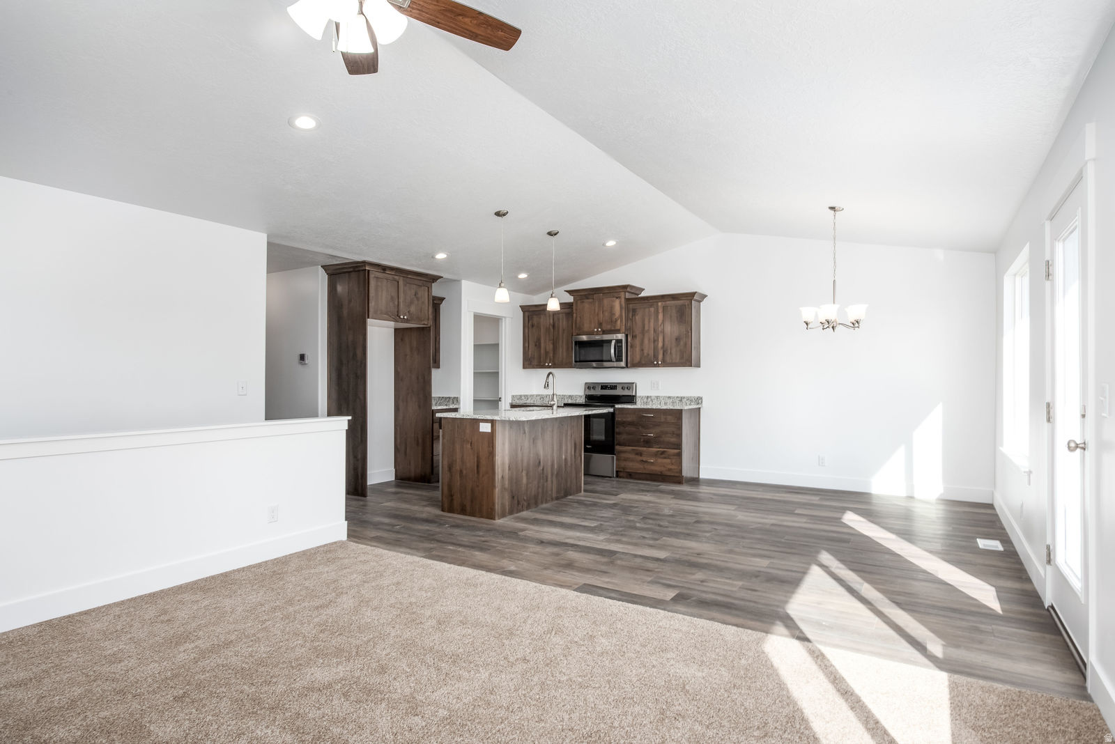 SPRINGFIELD ESTATES - Residential