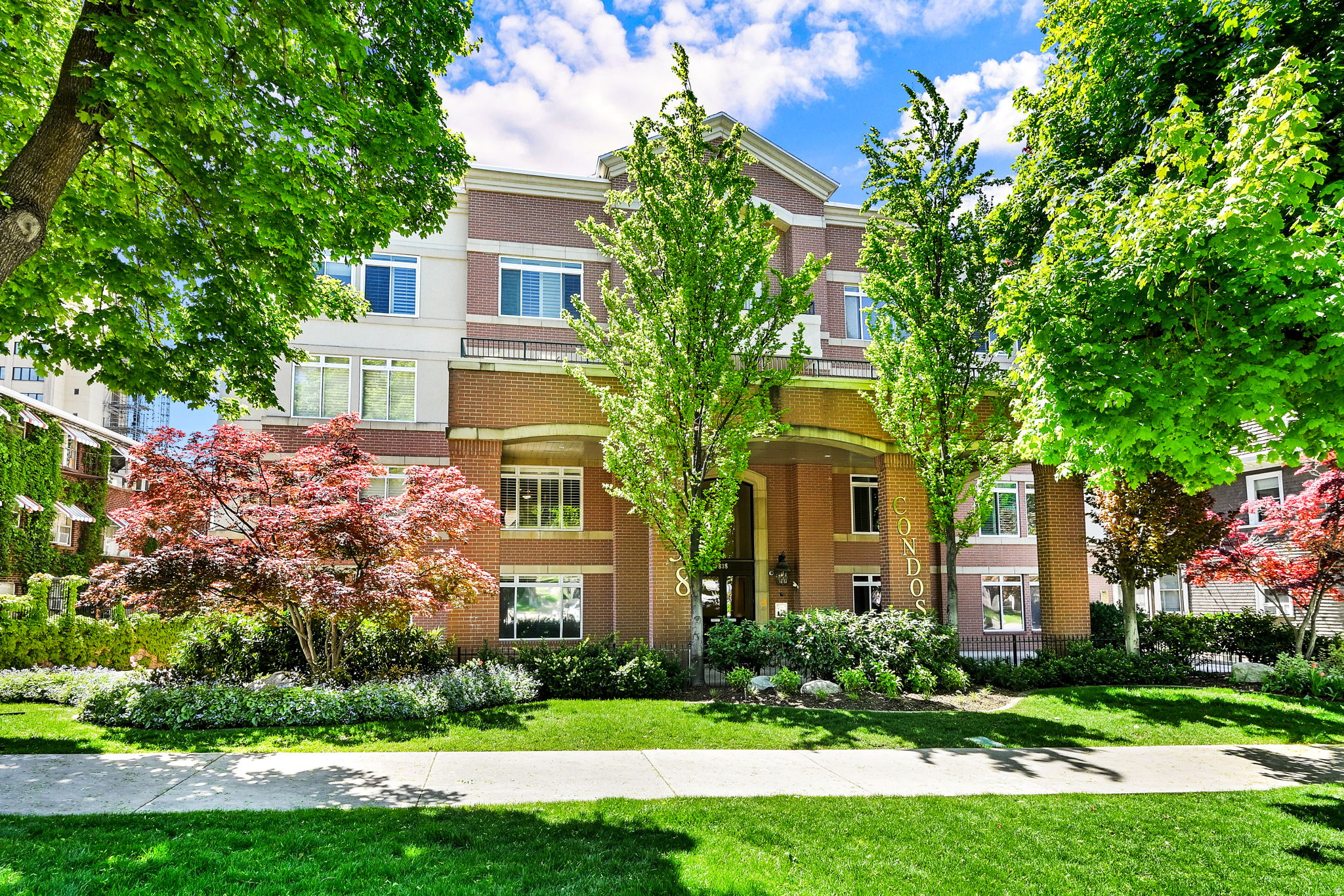 838 CONDOS - Residential