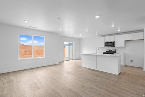 Tiny photo for 2245 S WOLVERINE WAY #2467, Washington, UT 84780 (MLS # 2183268)