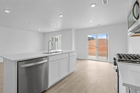 Tiny photo for 2245 S WOLVERINE WAY #2467, Washington, UT 84780 (MLS # 2183268)