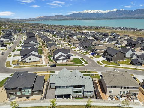 Tiny photo for 423 W RED WOLF DR, Saratoga Springs, UT 84045 (MLS # 2082494)