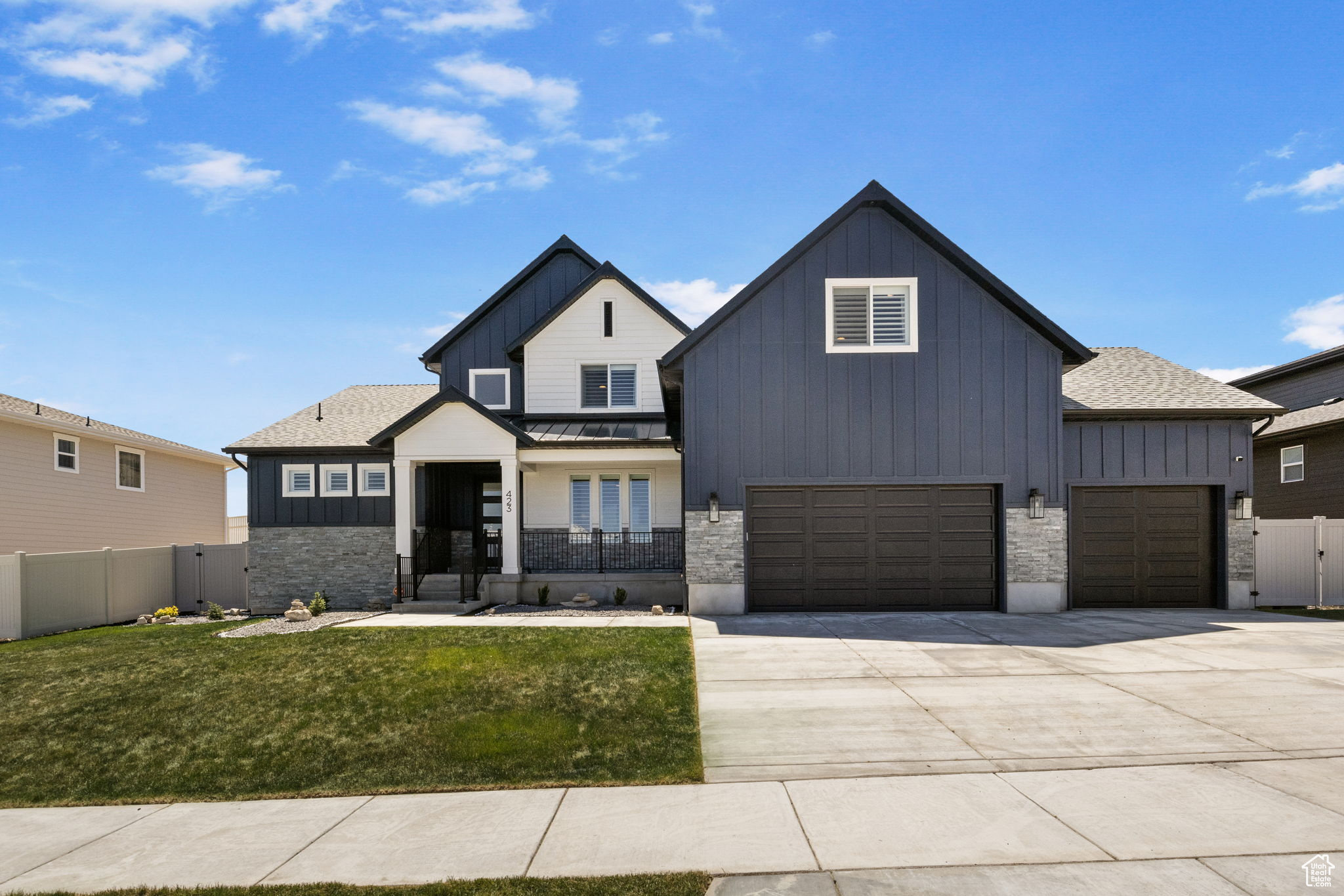 Saratoga Springs, Utah 84045, United States, 5 Bedrooms Bedrooms, ,3 BathroomsBathrooms,Residential,Active,123641