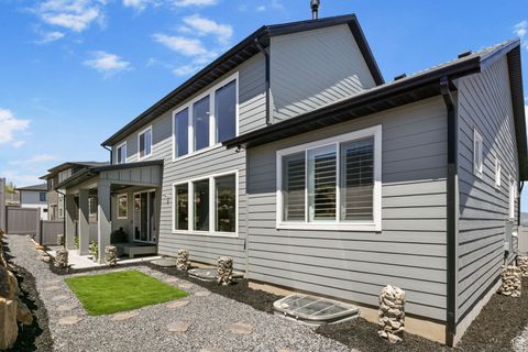 Tiny photo for 423 W RED WOLF DR, Saratoga Springs, UT 84045 (MLS # 2082494)