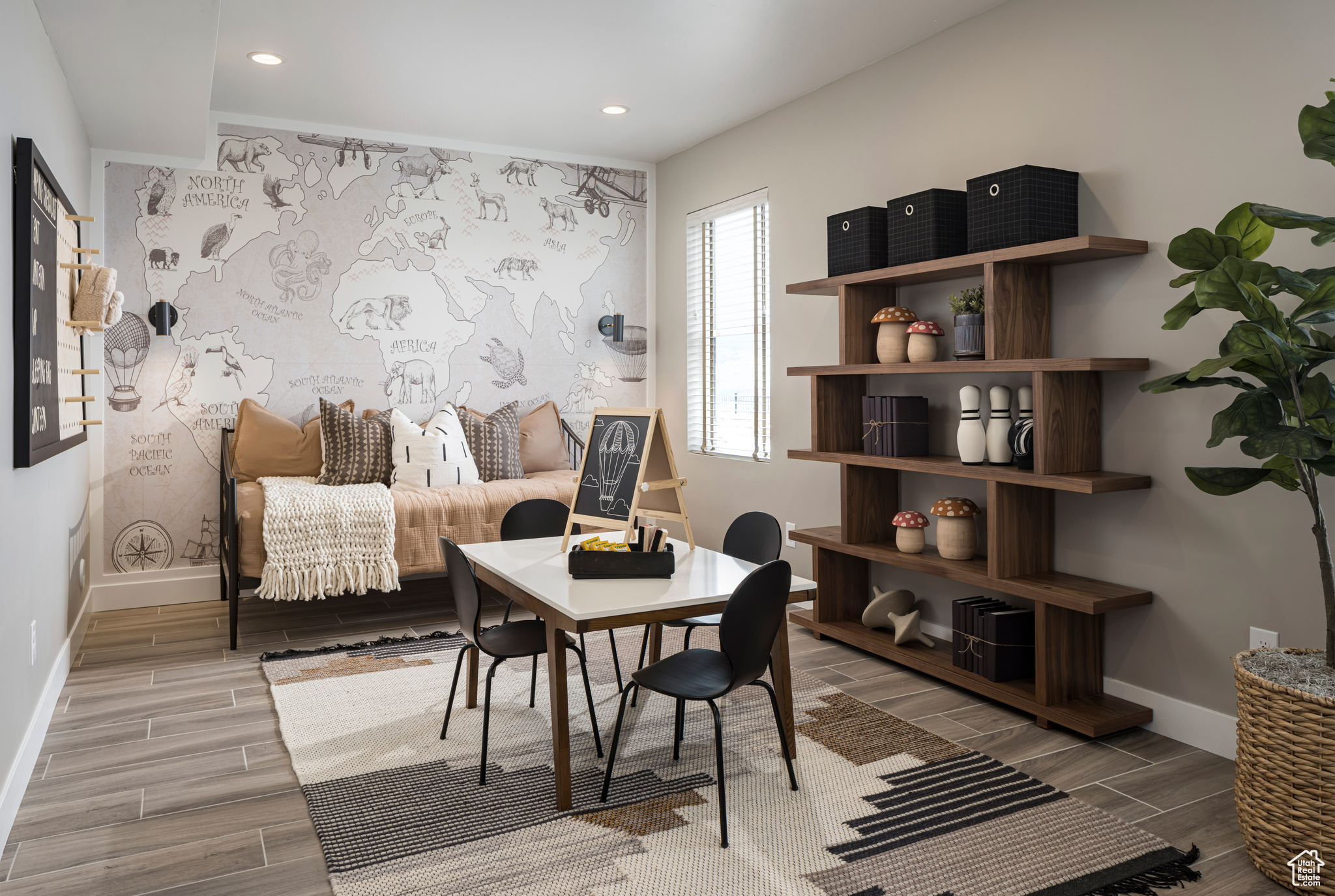 TOLL BROTHERS AT ELK RIDGE - Residential