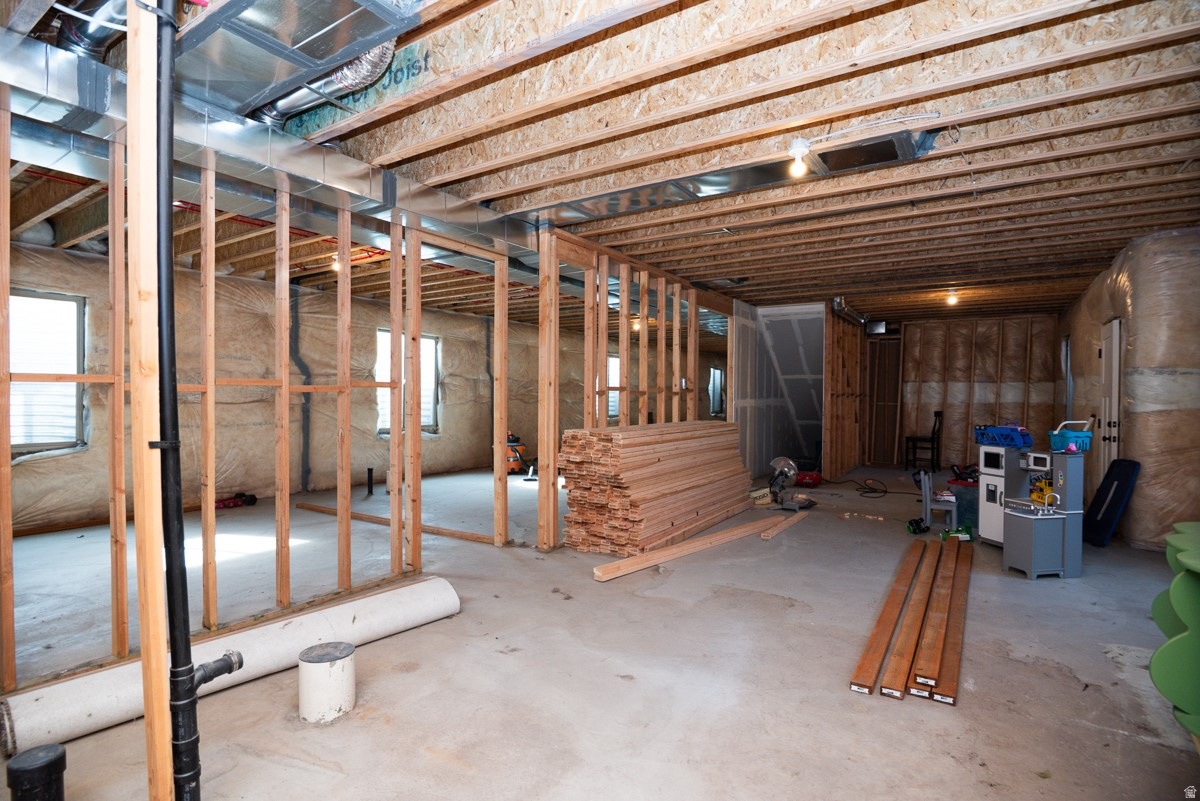 WILLOW FIELDS - Residential