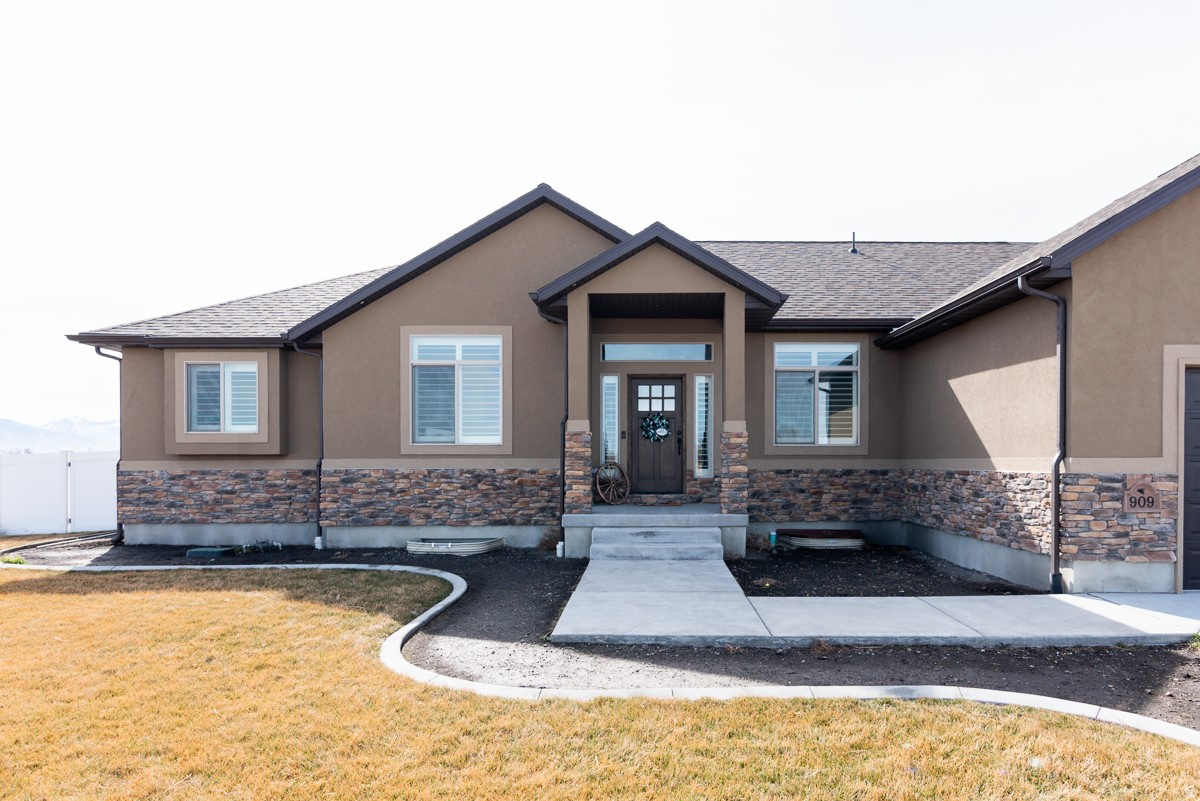 WILLOW FIELDS - Residential