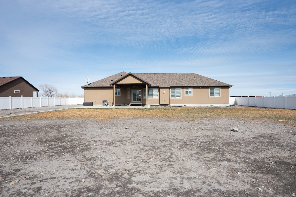 WILLOW FIELDS - Residential