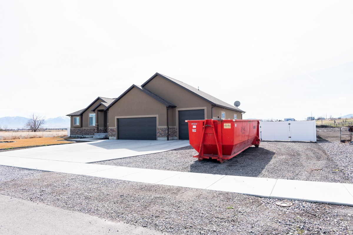 WILLOW FIELDS - Residential