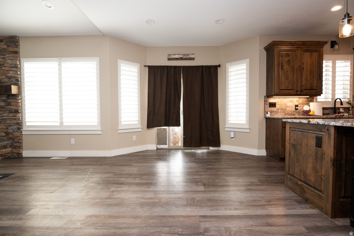 WILLOW FIELDS - Residential