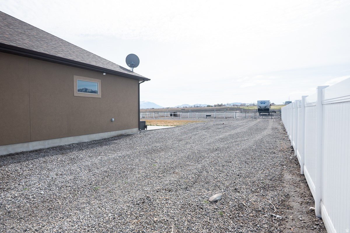 WILLOW FIELDS - Residential