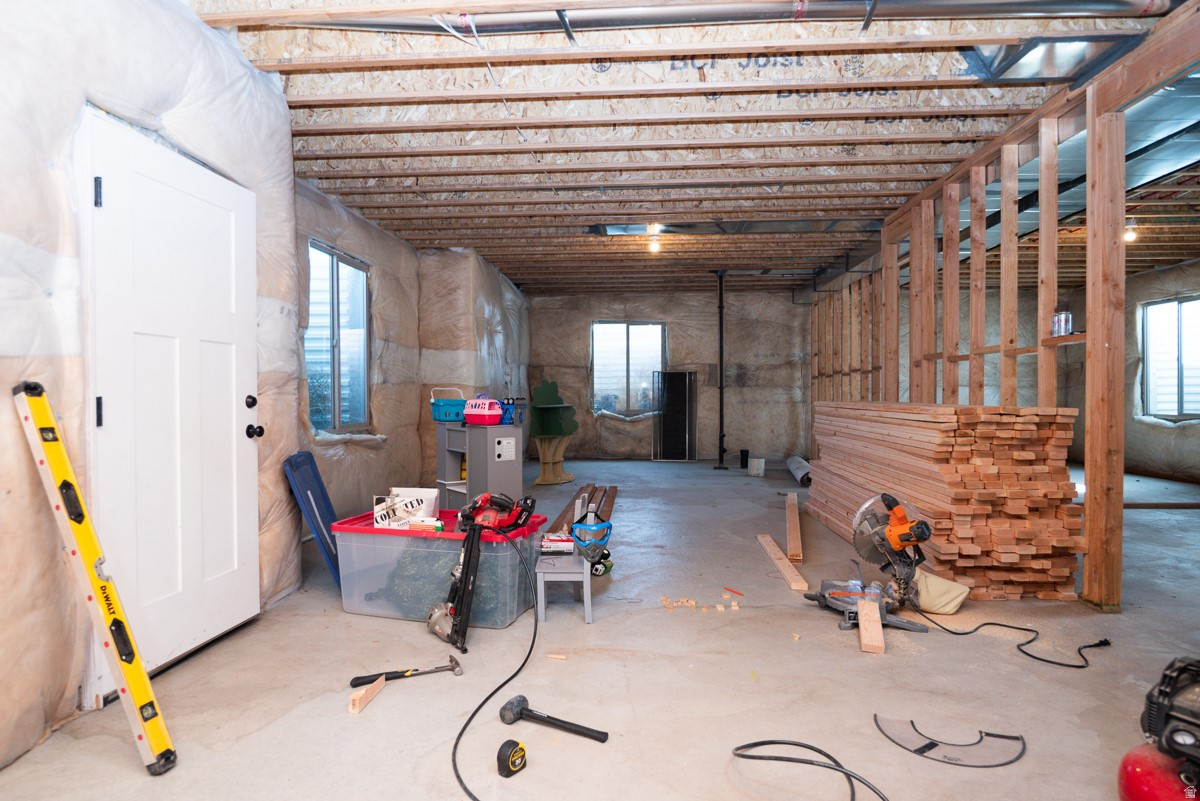 WILLOW FIELDS - Residential