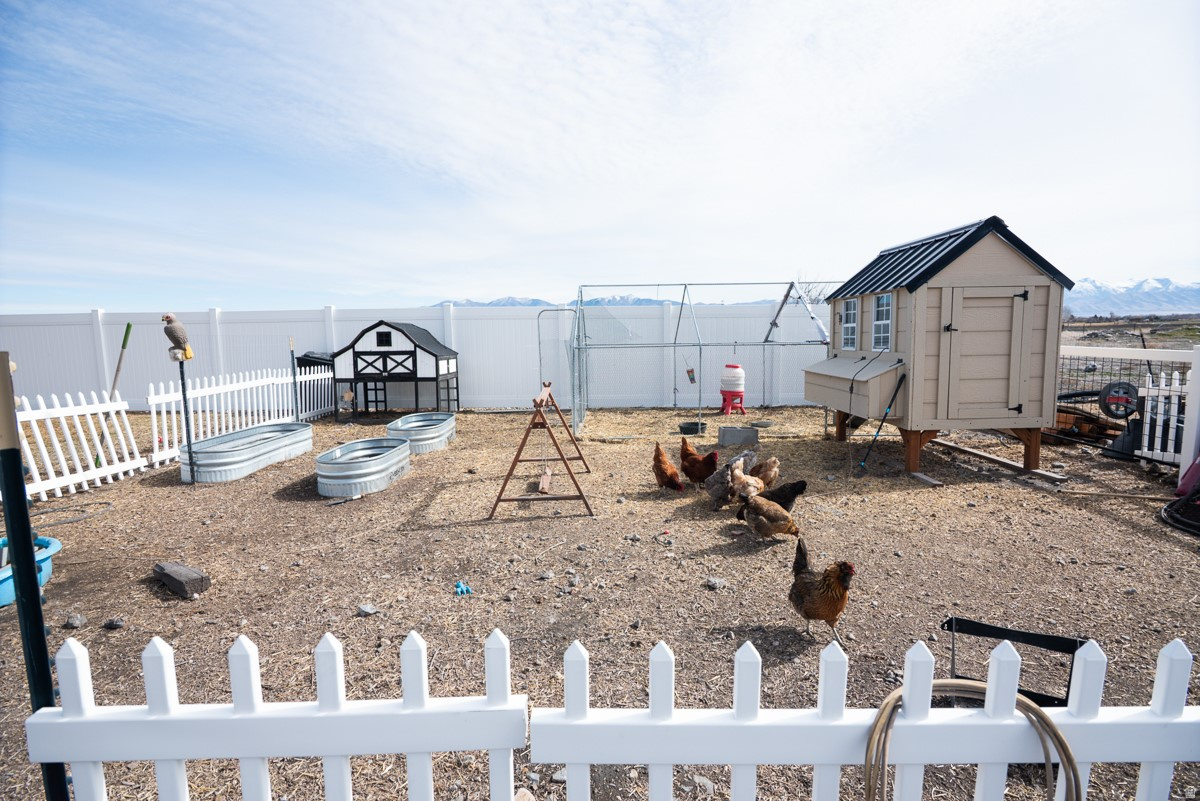 WILLOW FIELDS - Residential