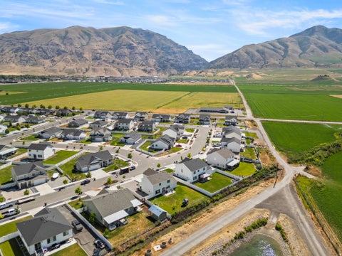 Tiny photo for 702 E 675 S, Hyrum, UT 84319 (MLS # 2170367)
