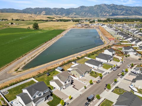 Tiny photo for 702 E 675 S, Hyrum, UT 84319 (MLS # 2170367)