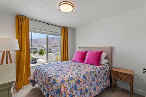 Tiny photo for 702 E 675 S, Hyrum, UT 84319 (MLS # 2170367)