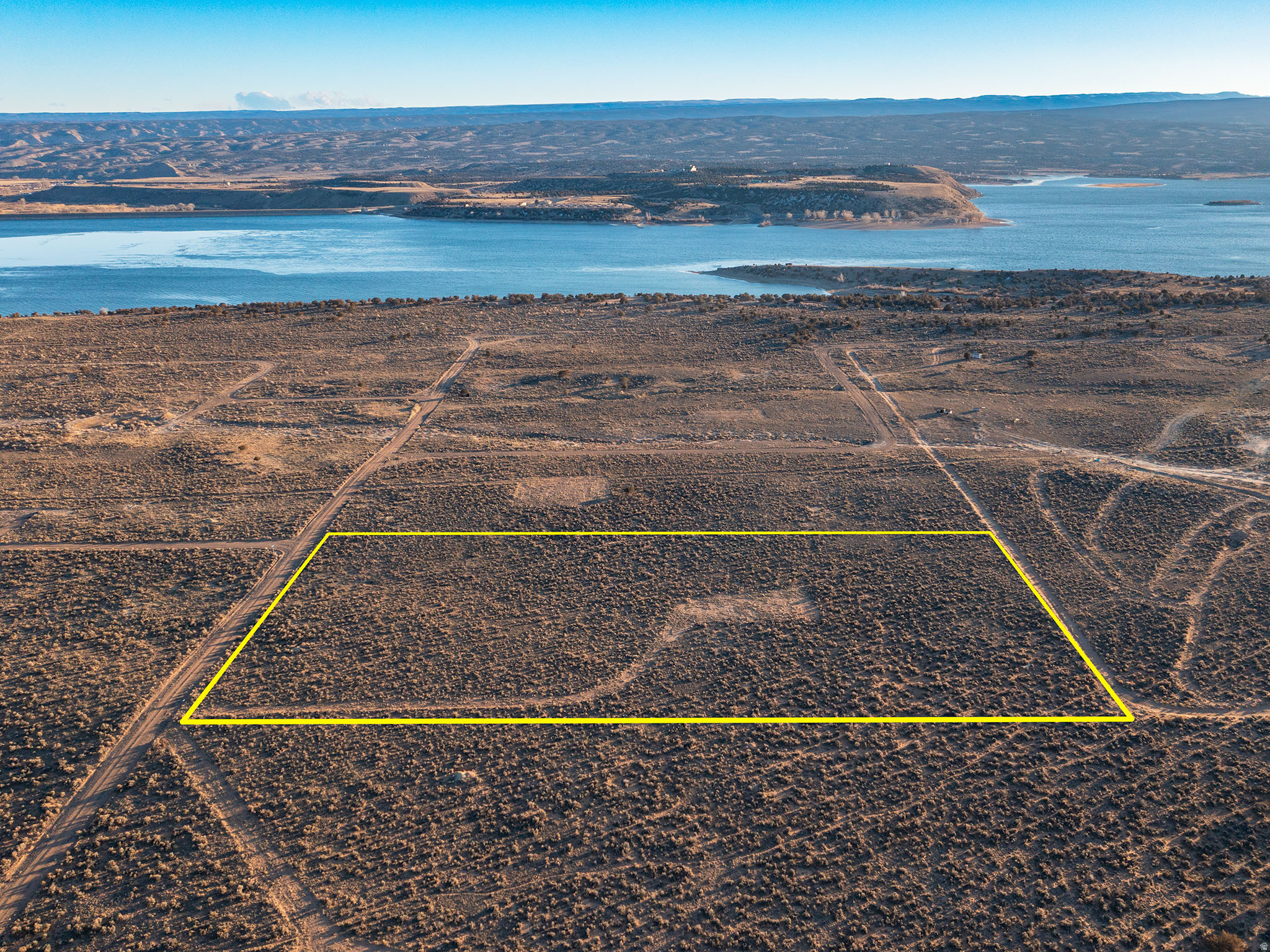 STARVIEW RANCHES - Land