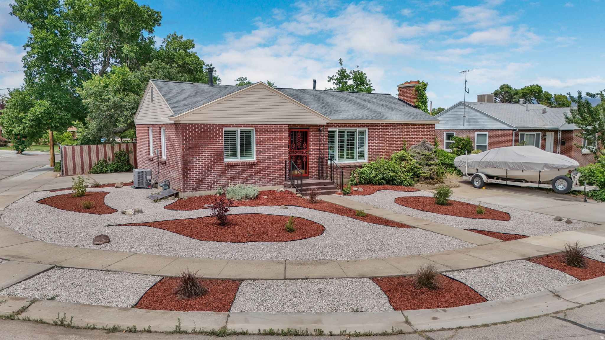 MURRAY HEIGHTS EAST - Residential