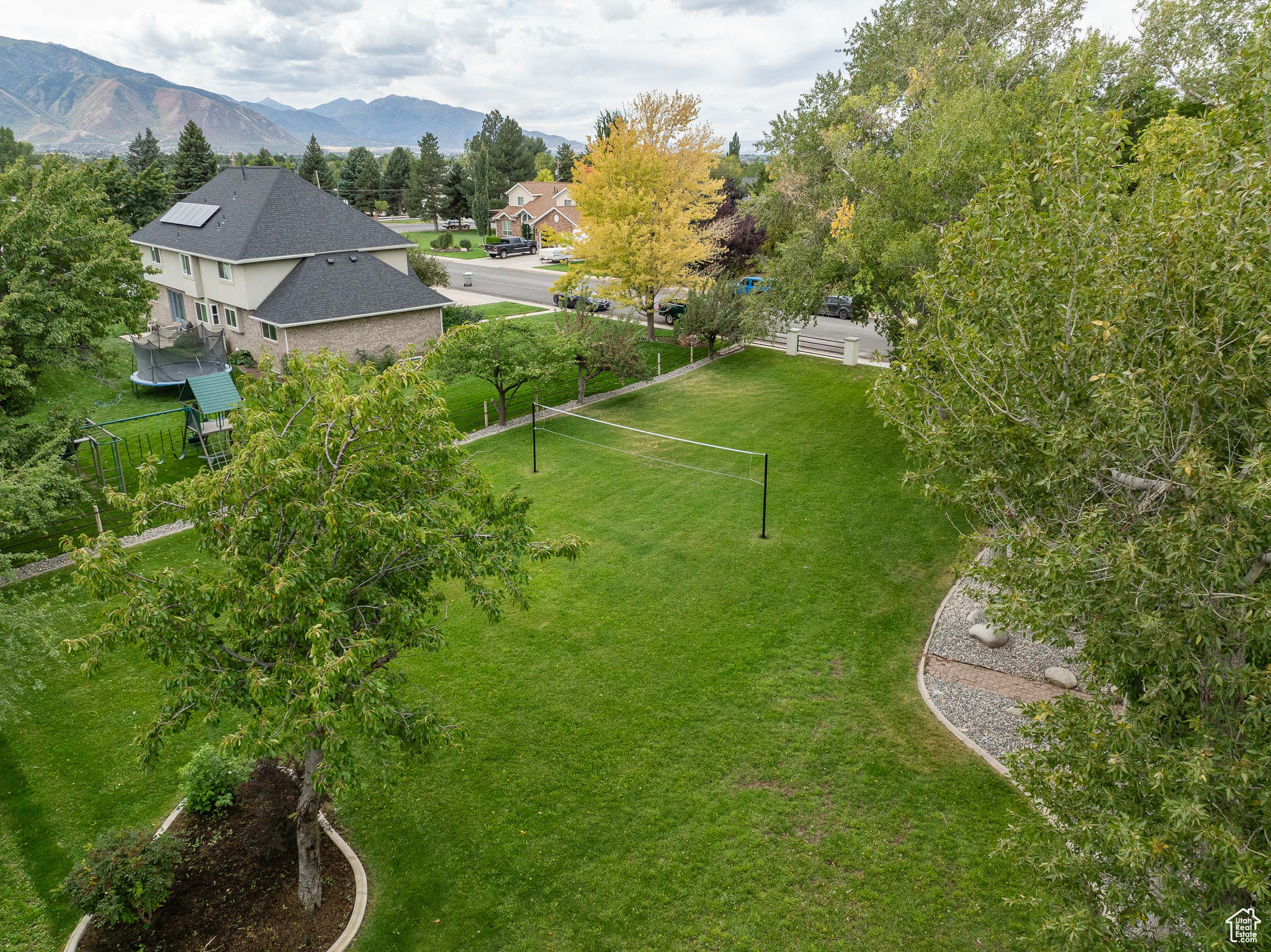 MAPLEWOOD - Residential