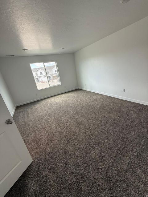 Tiny photo for 887 E OAKUM LN, Saratoga Springs, UT 84045 (MLS # 2147890)