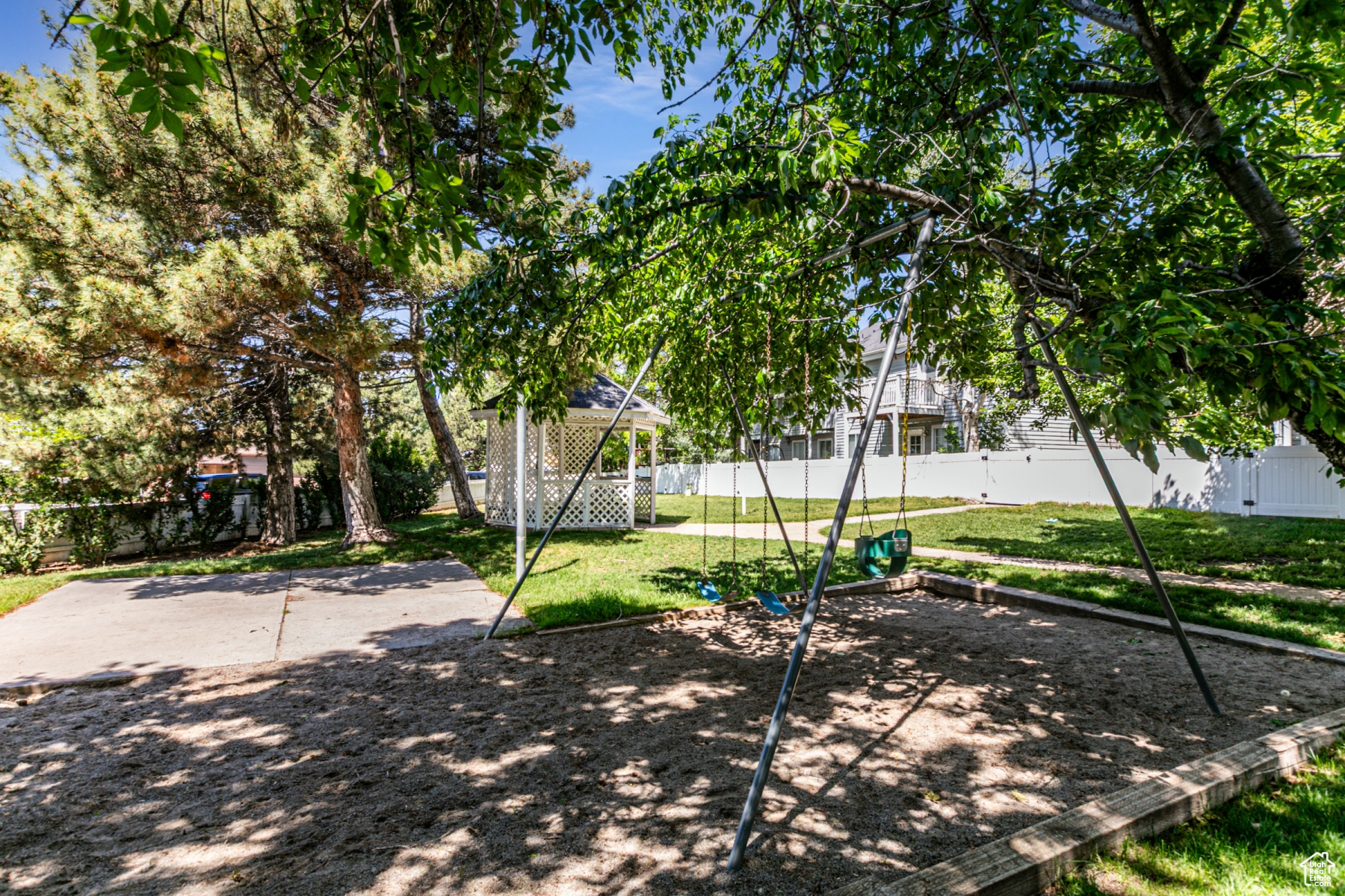 545 W Applewood Dr #10, Bountiful, Utah image 25