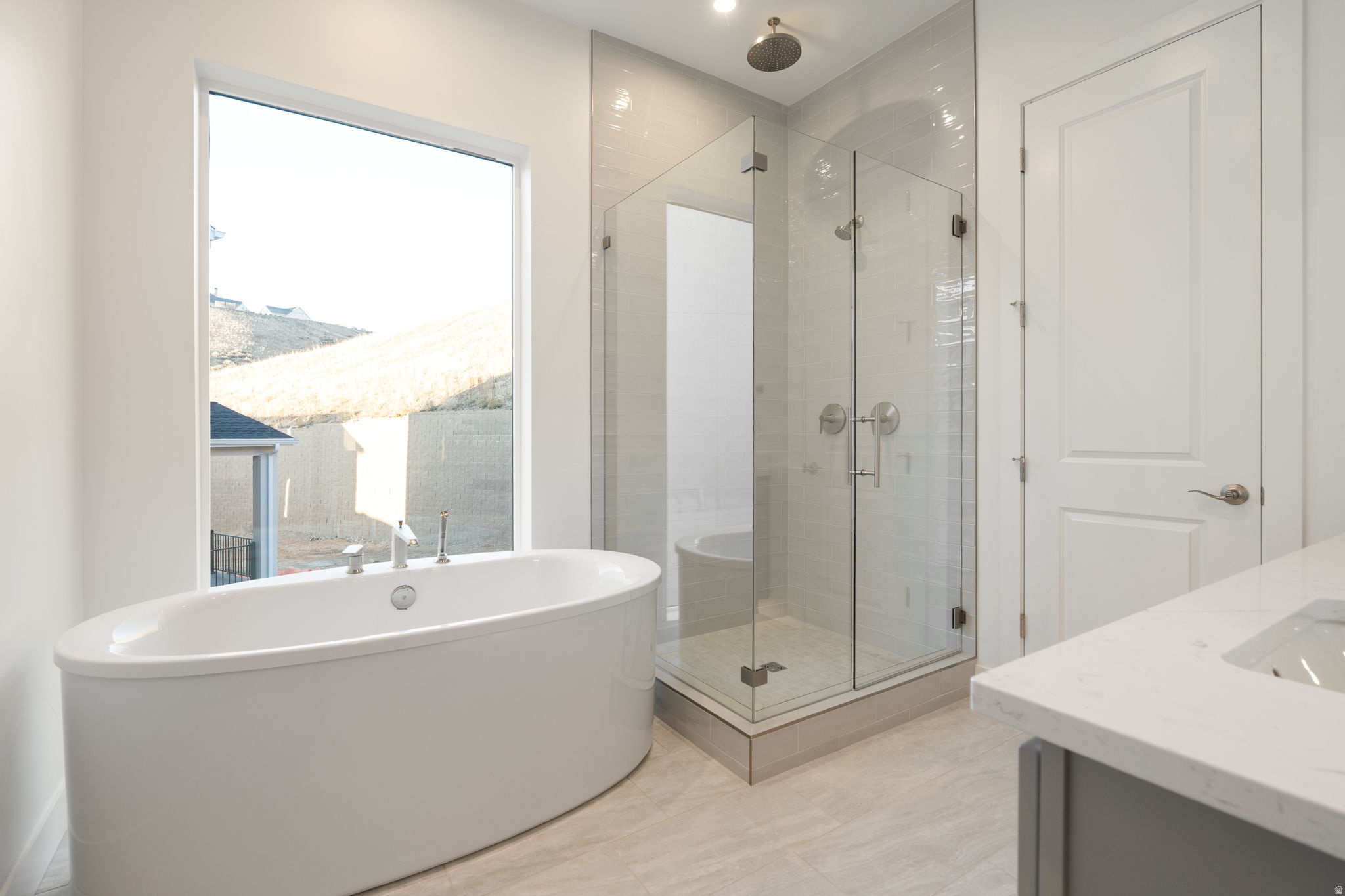 LAKEVIEW ESTATES - Residential