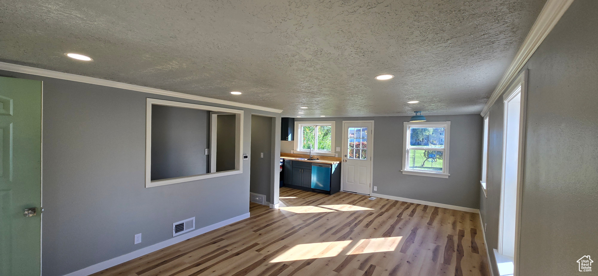 COLUMBIA VILLAGE - Residential