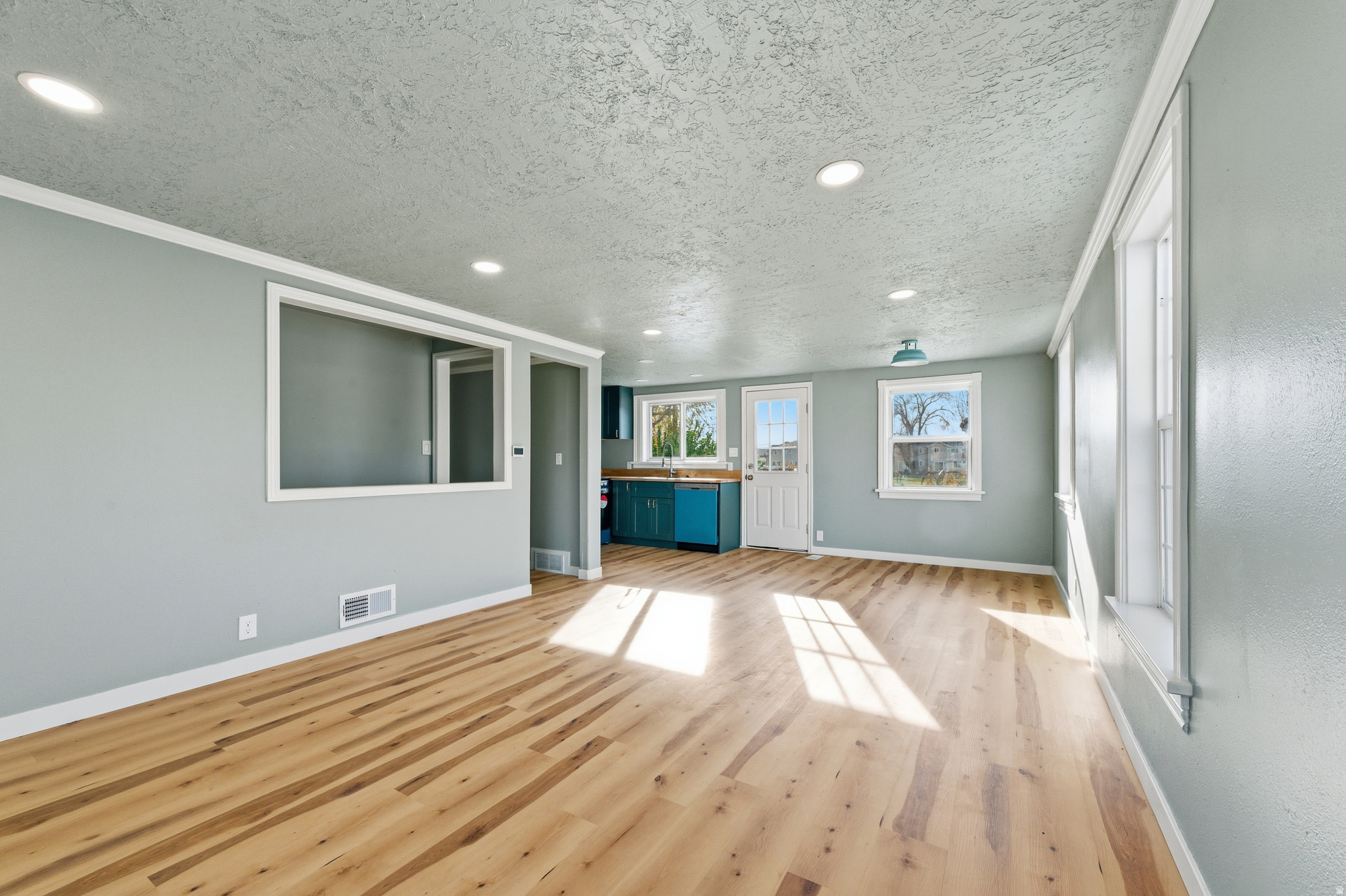 COLUMBIA VILLAGE - Residential