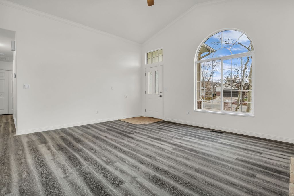 Photo of 1032 W 1400 S, Woods Cross, UT 84087 (MLS # 2128103)