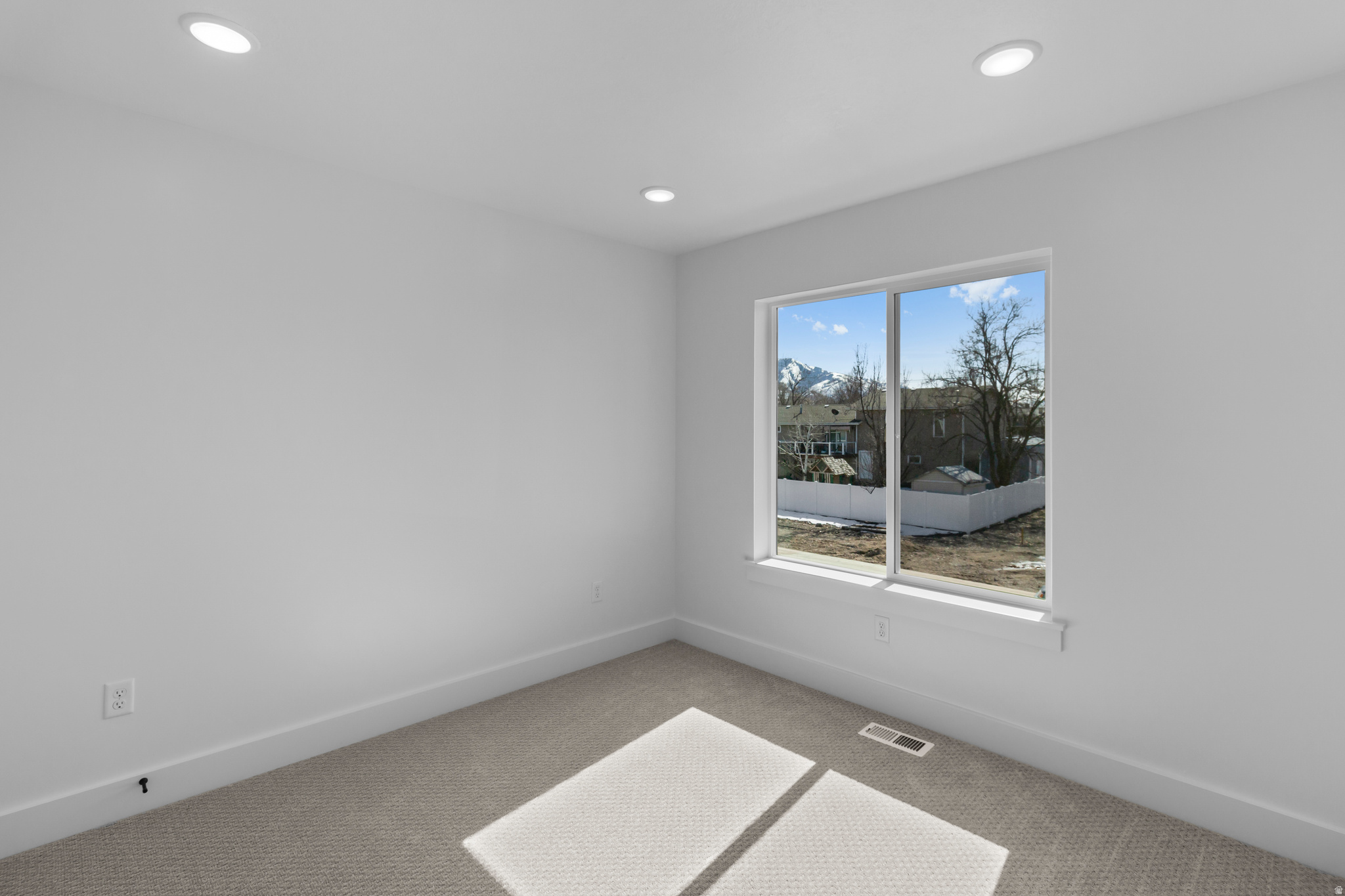 RIDGELINE PARK - Residential